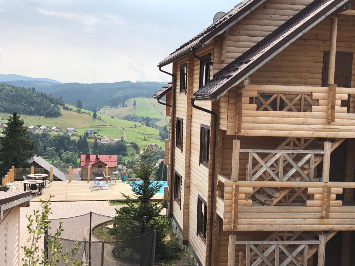 Hotel Vysche Neba *